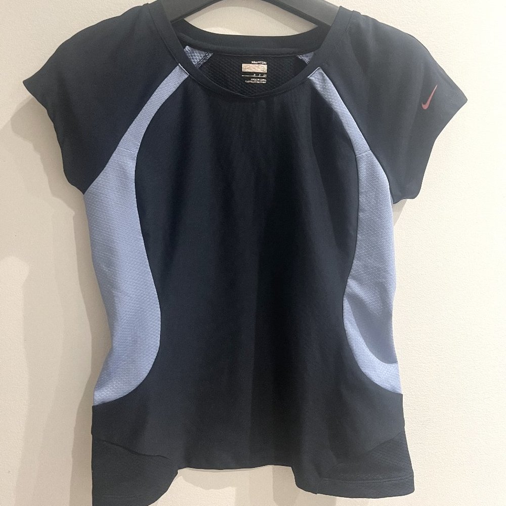 Nike Fit Dry Exercise Top